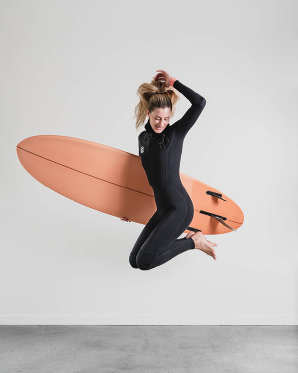 4+/3mm Women's Hooded Wetsuit