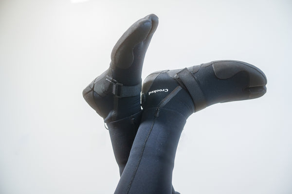 4mm Crooked Split-toe Booties