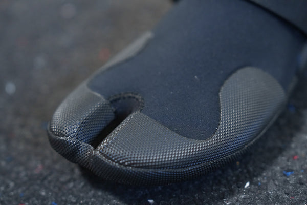 4mm Crooked Split-toe Booties