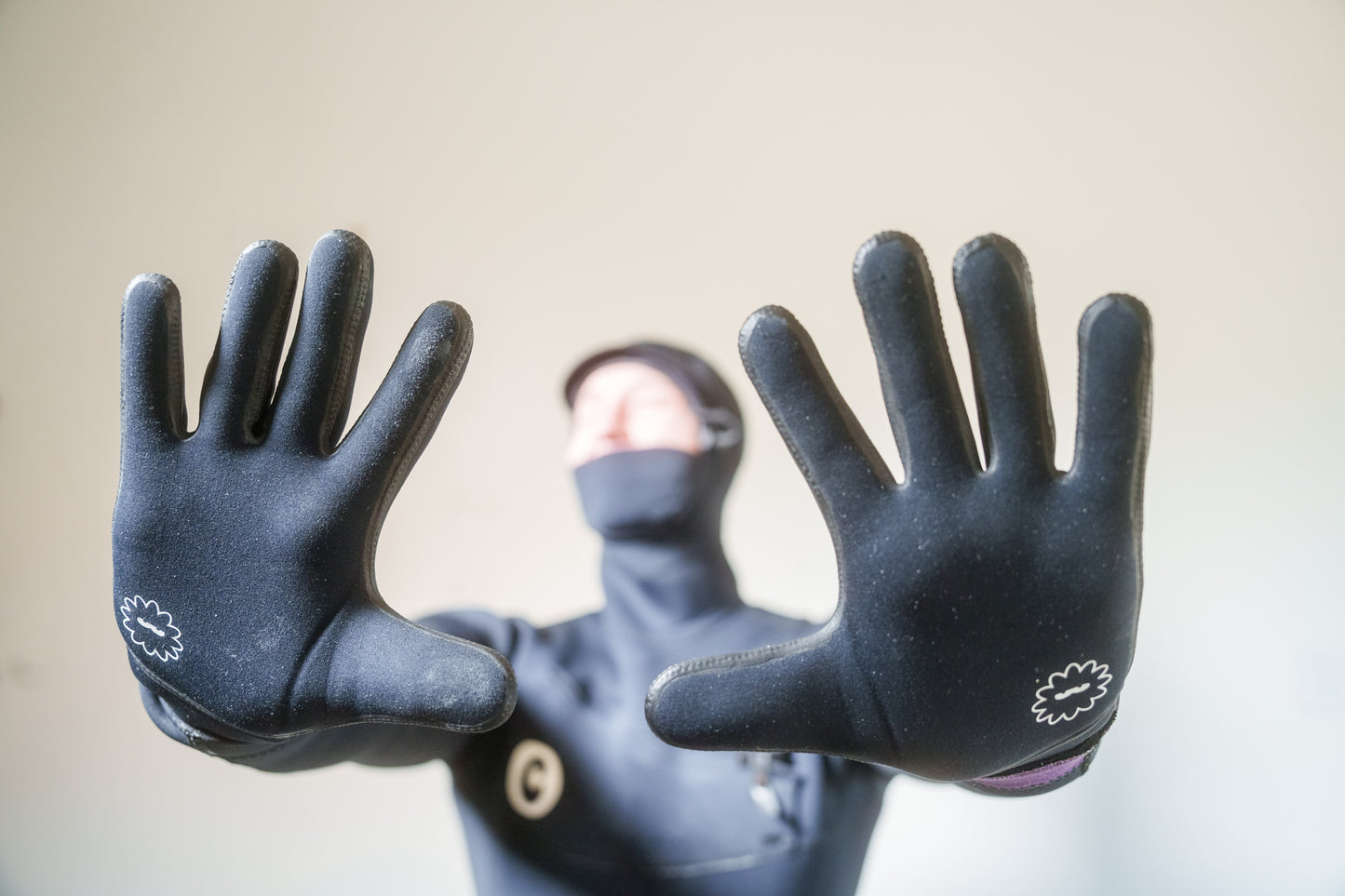 2mm Crooked Gloves